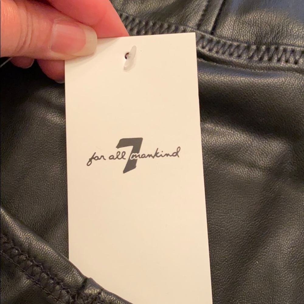 7 For All Mankind Vegan Leather Leggings - Picture 4 of 6